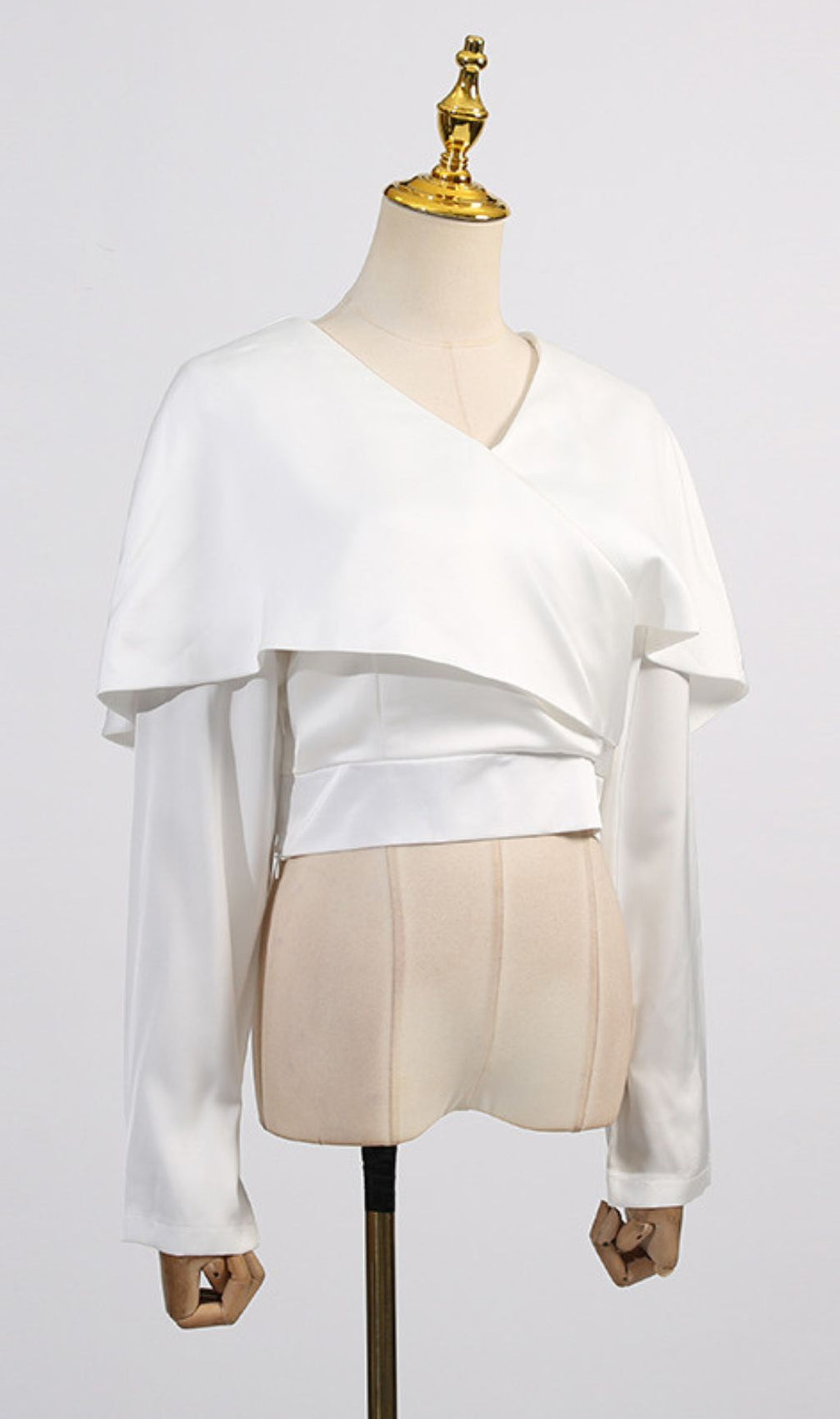 Gladi White Long Sleeve Crop Top