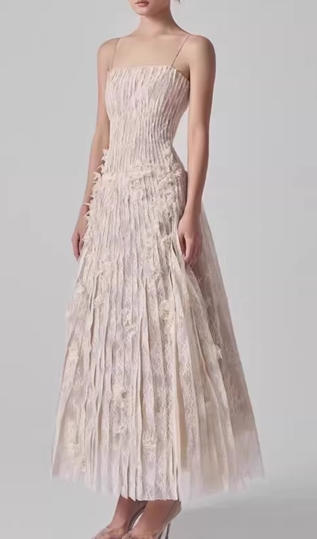 Heli Lace Pleated Maxi Dress