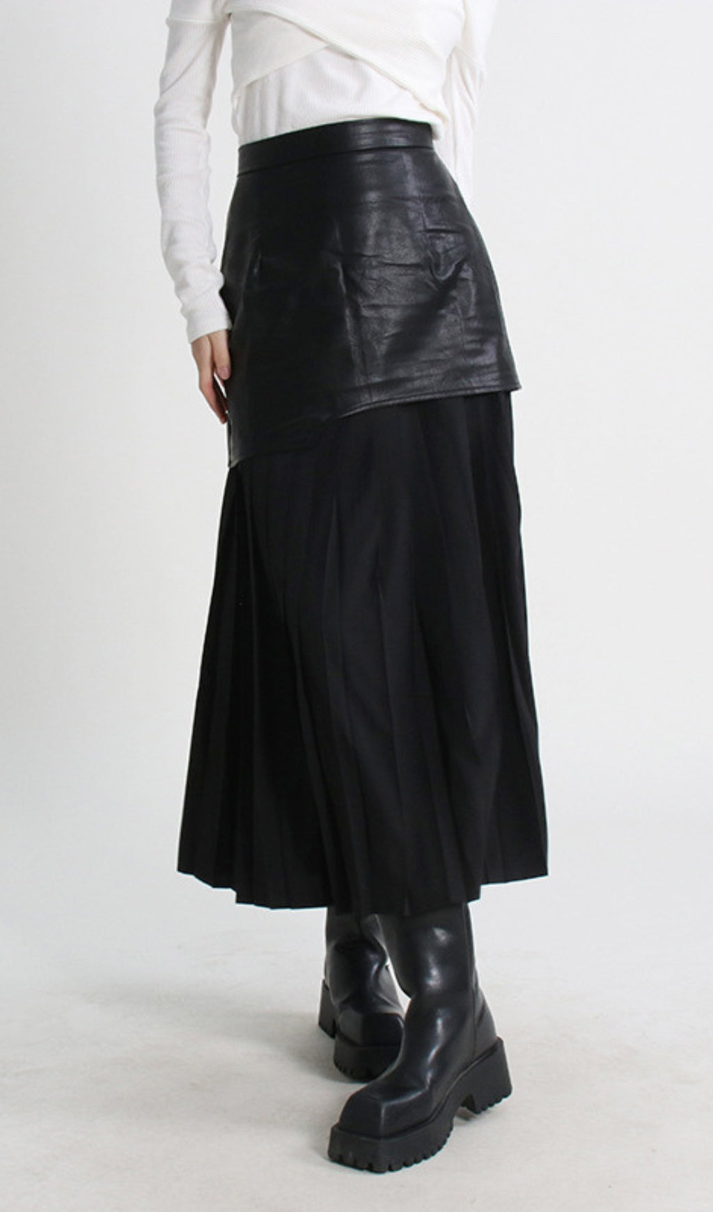 Evgeniy Black Leather Pleated Midi Skirt