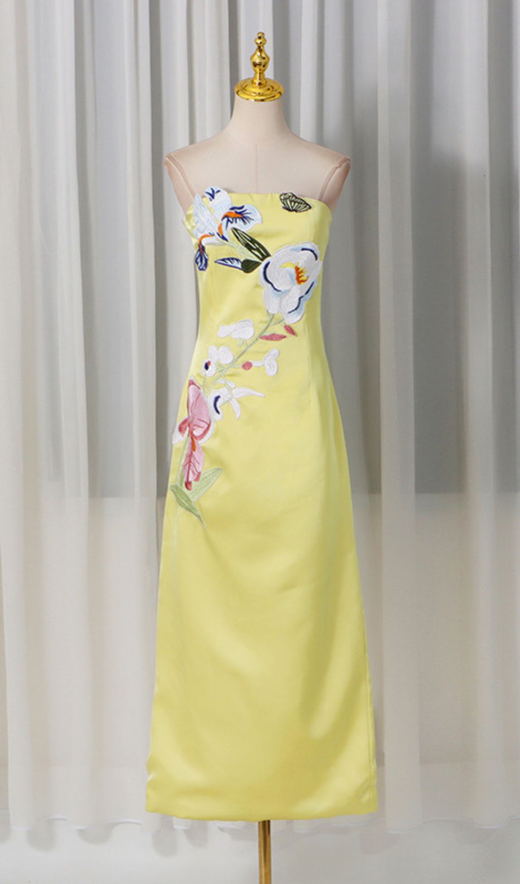 Jeneth Yellow Strapless Flower Maxi Dress
