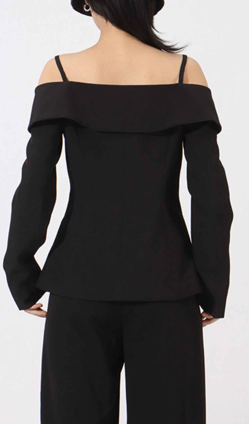 Idalee Black Off-Shoulder Blazer - Chic Tailored Jacket with Grommet Straps
