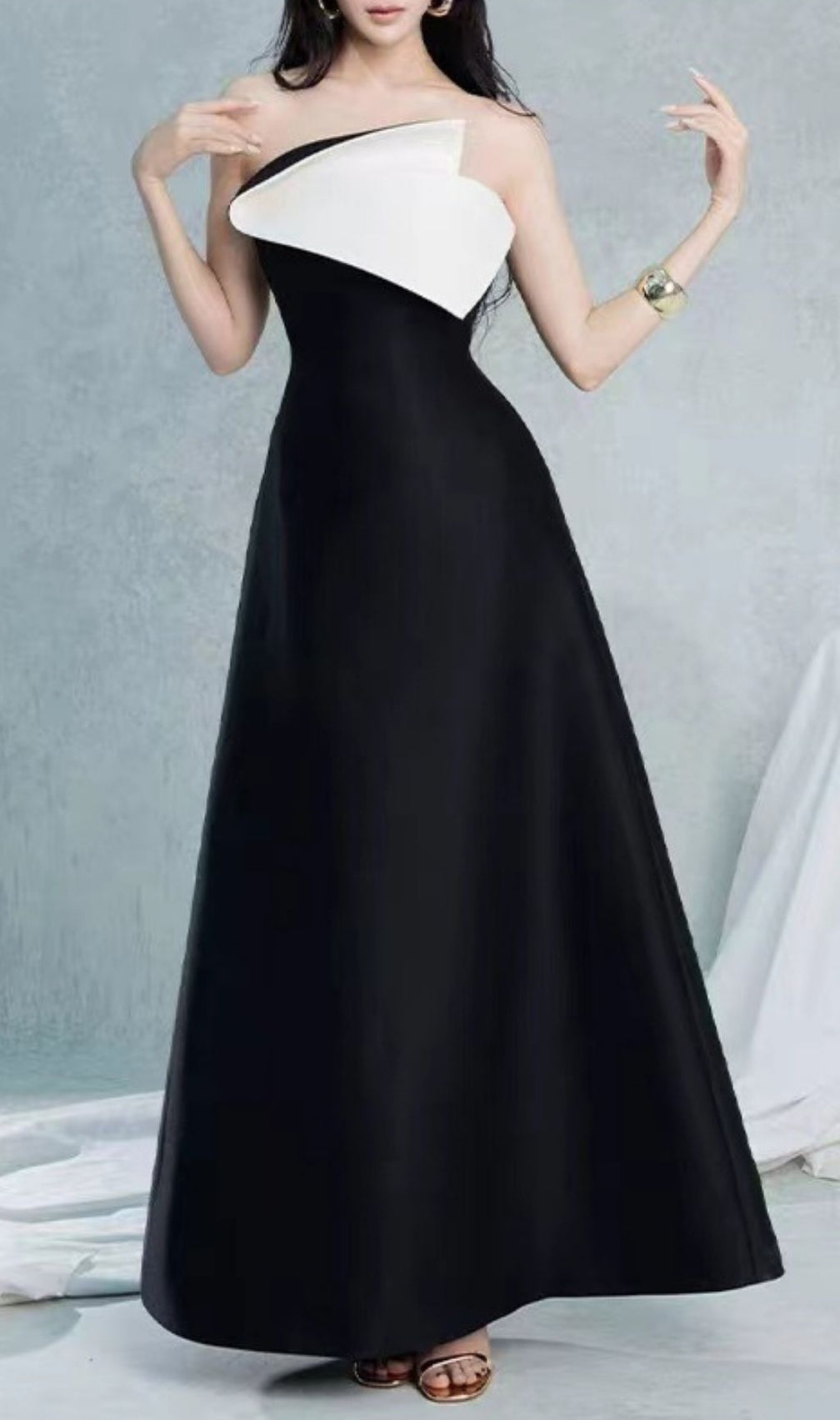 Kiri Strapless Black Maxi Dress