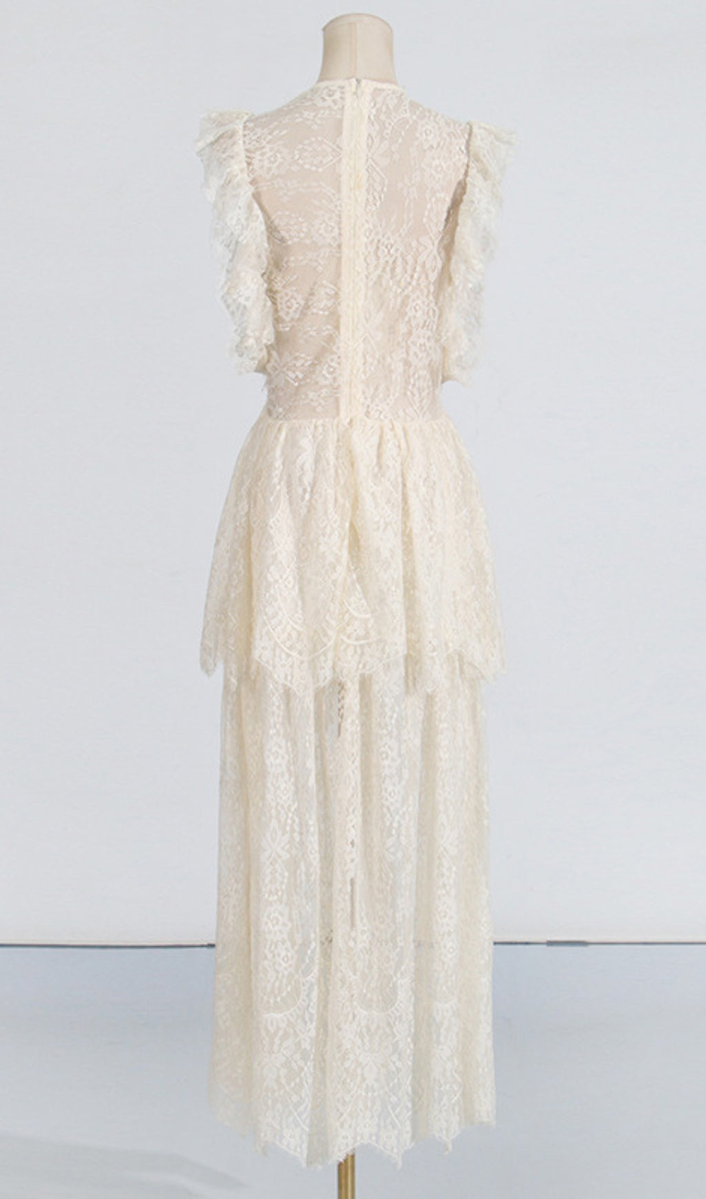 Tiered Lace Maxi Dress