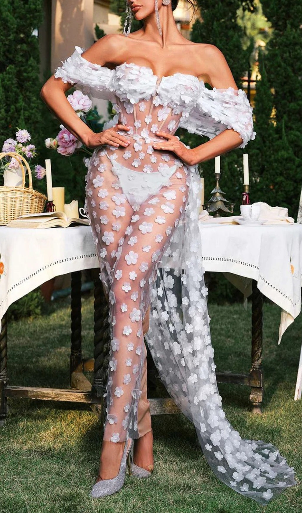 Oksana Flower Corset Maxi Dress In White