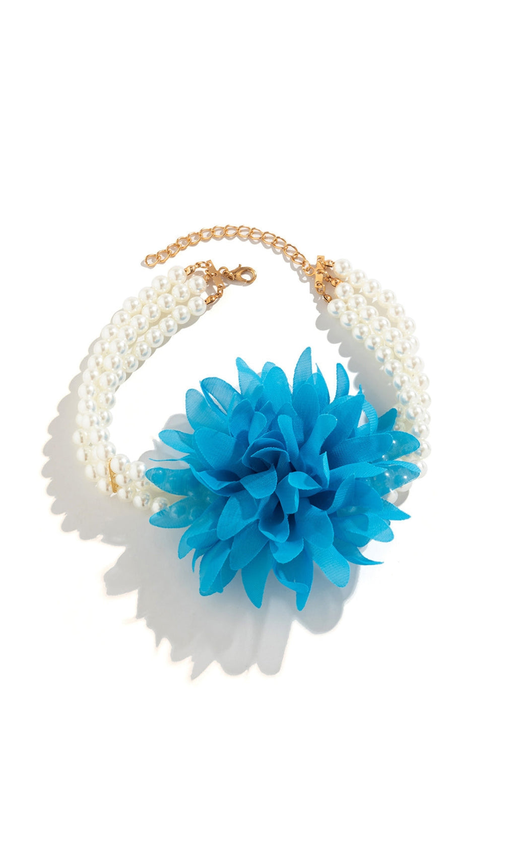 Akshita Blue Pearl Flower Choker
