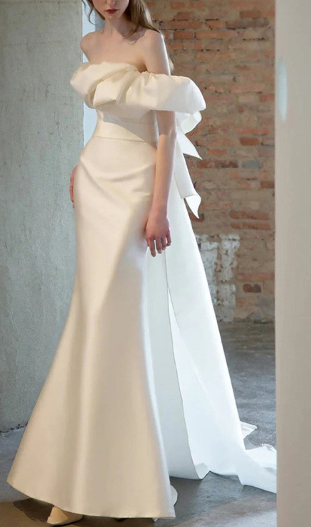 Avianna White One Shoulder Wedding Dress