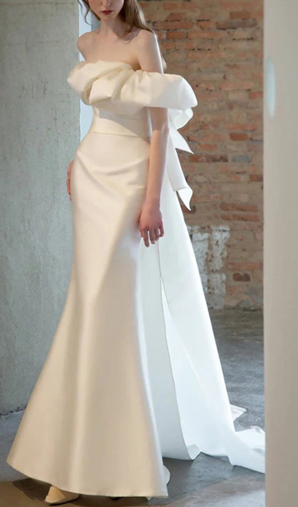 Avianna White One Shoulder Wedding Dress