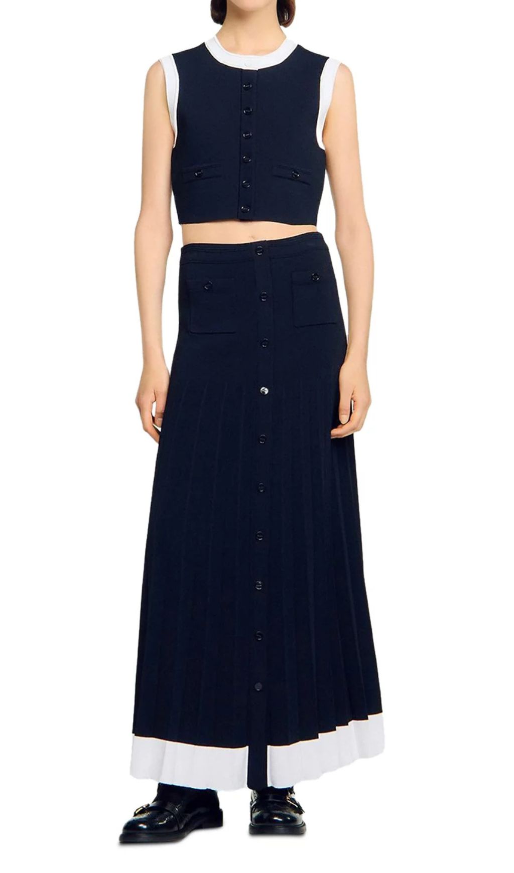 Elegant Two-Tone Cropped Knit Top | Sleeveless Button-Front with Contrast Trim