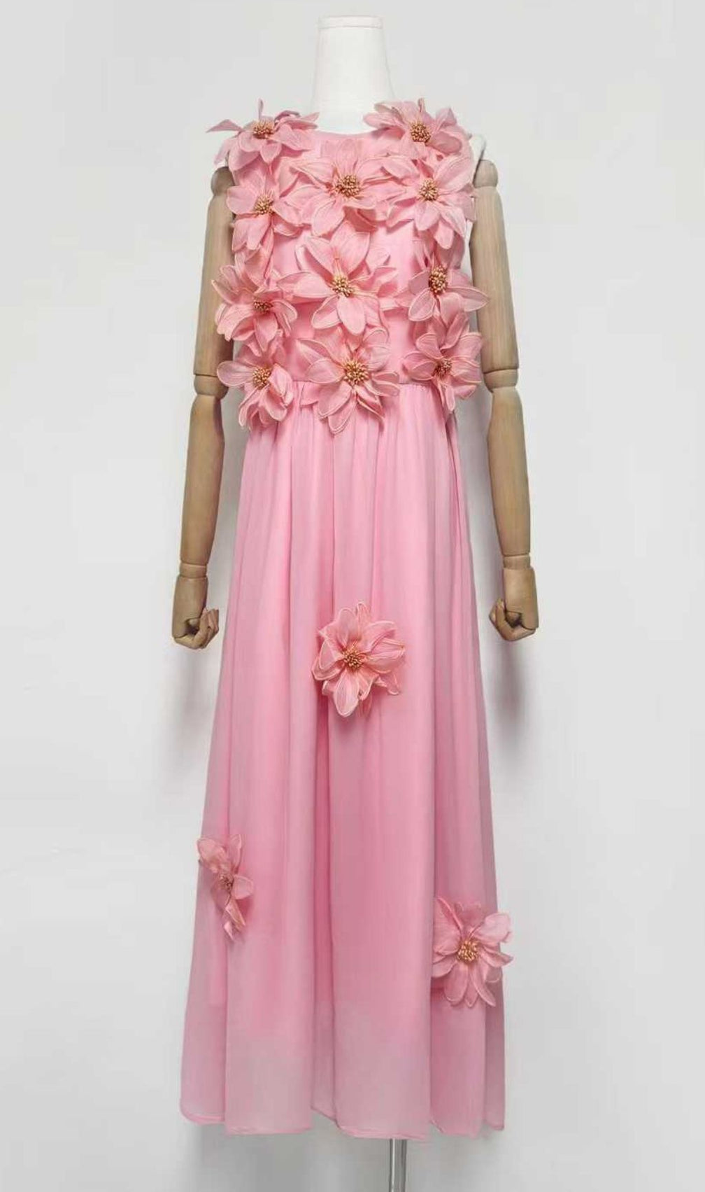 Garo 3D Flower Embellished Midi Dress