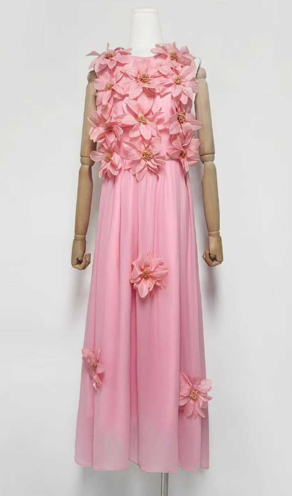 Garo 3D Flower Embellished Midi Dress
