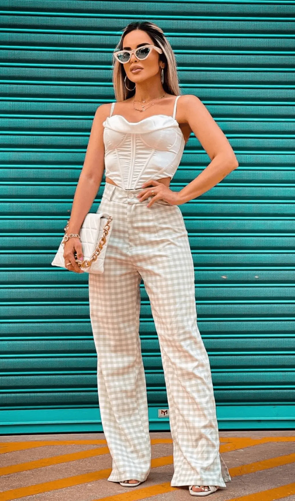 Pile Of Collar Fishbone Camisole Tops