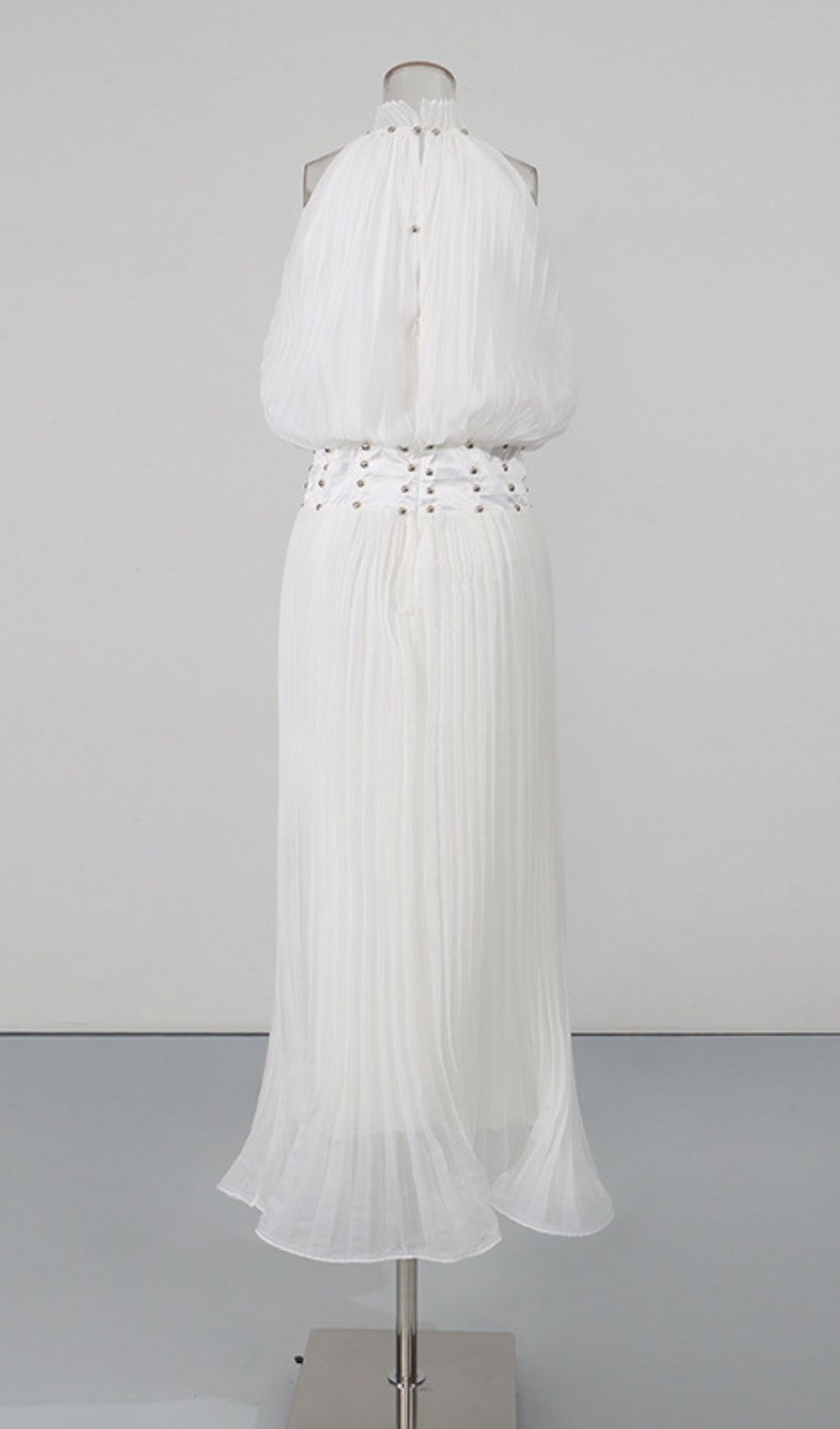 Brithoran Elegant Studded Halter Pleated Maxi Dress
