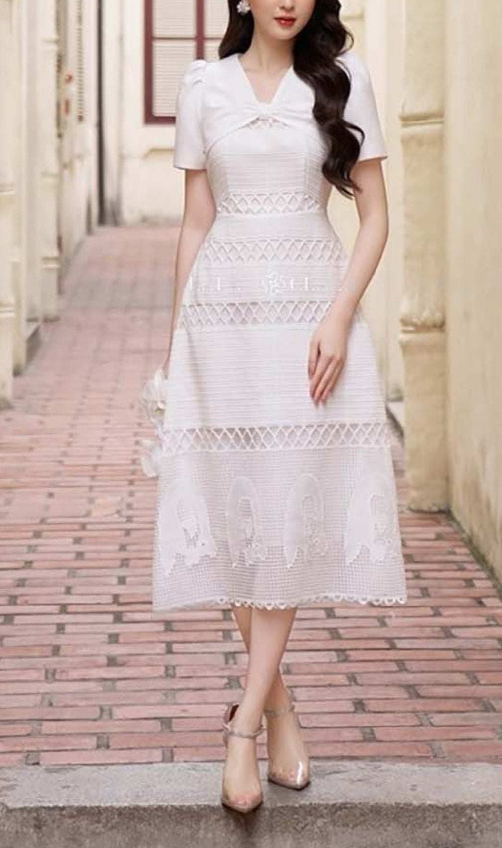 Lace Embroidery Midi Dress In White