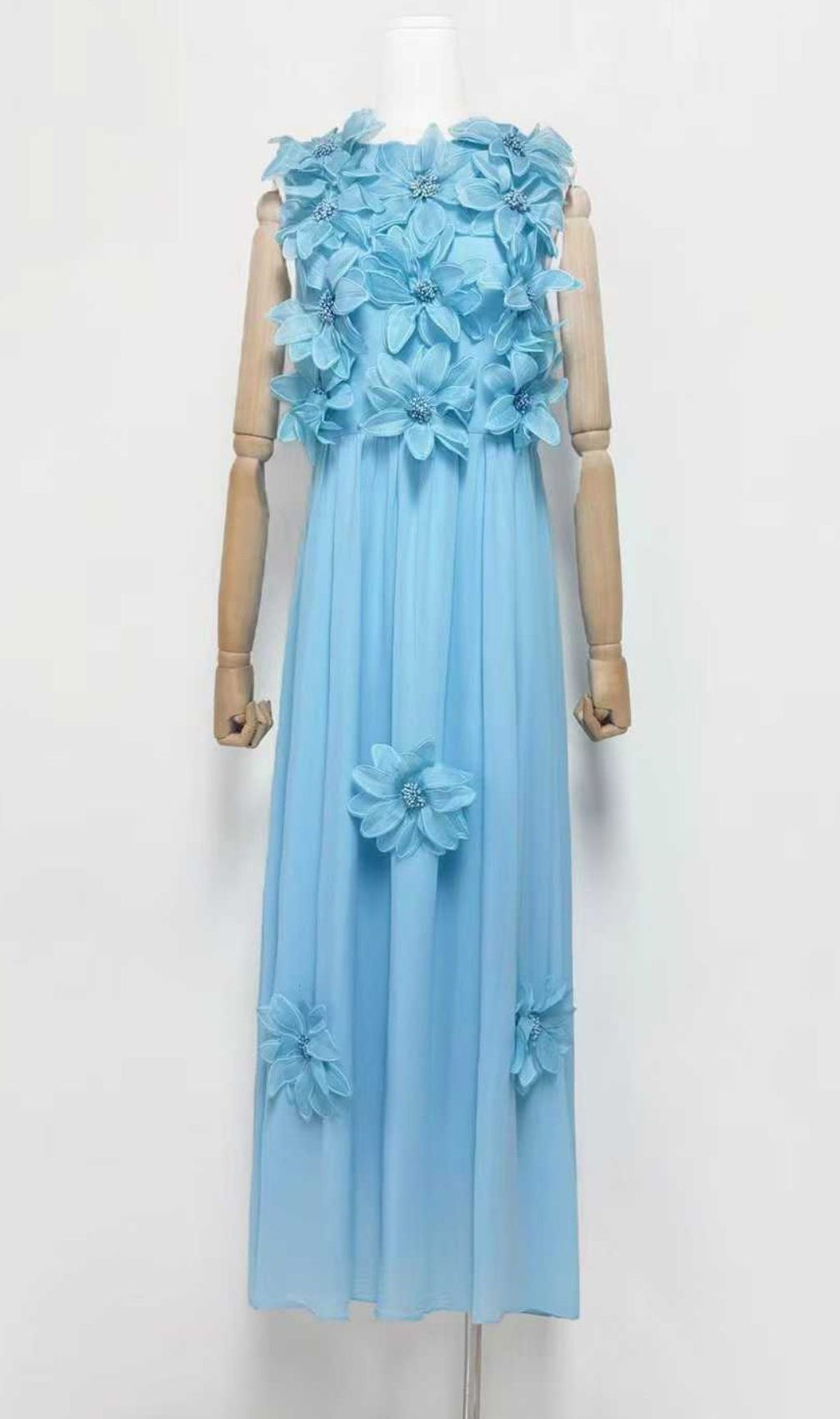 Garo 3D Flower Embellished Midi Dress
