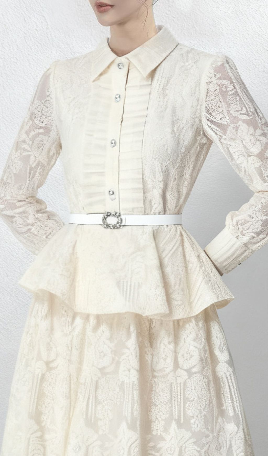 Iikka Lace Long Sleeve Midi Dress