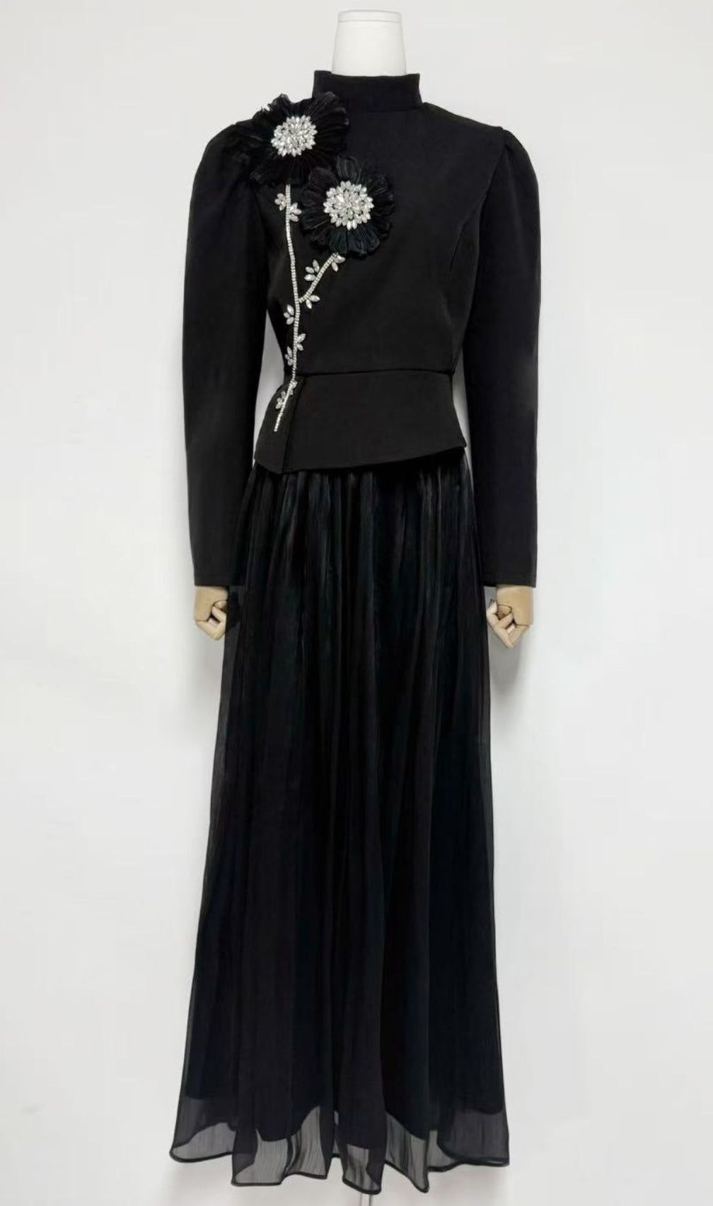 Jola White Floral Embellished Long Sleeve Skirt Set