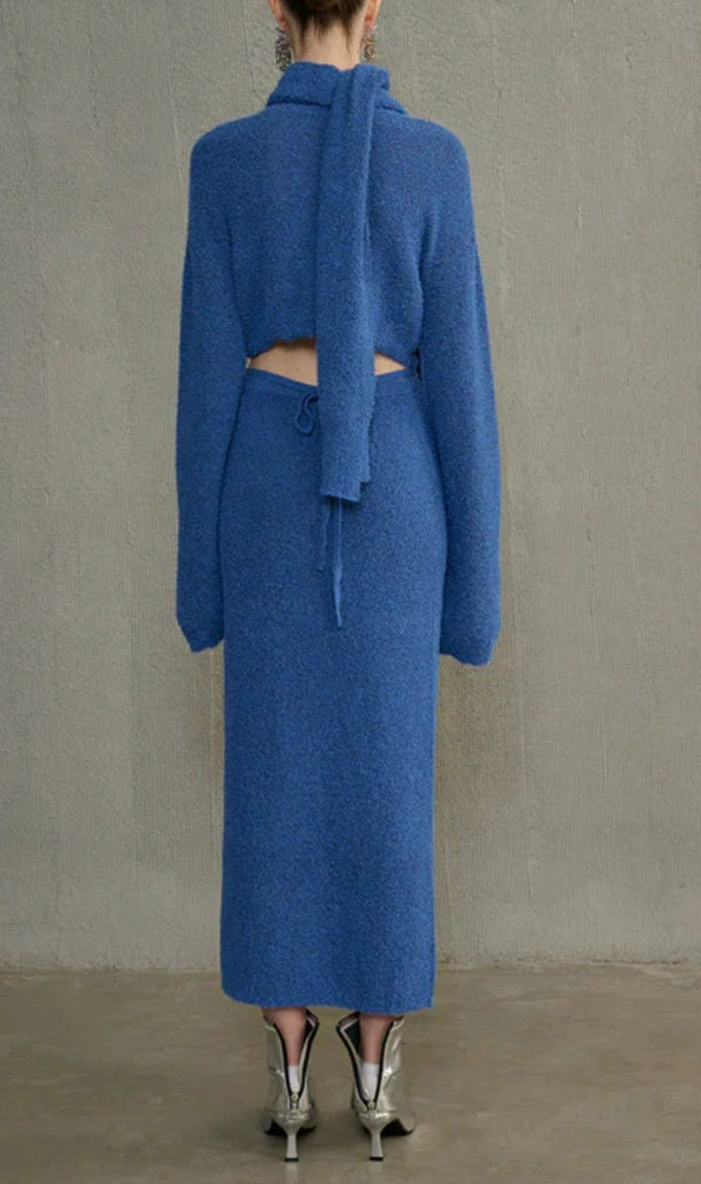 Hoshiko Chic Blue Knit 3-Piece Set: Crop Top, Slit Midi Skirt & Scarf