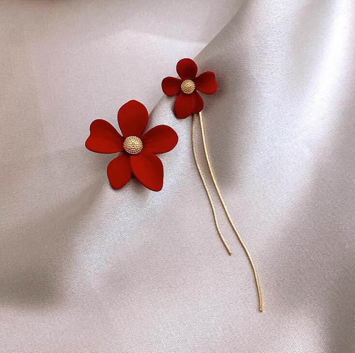 Vibrant Green Asymmetrical Flower & Tassel Statement Earrings for Women