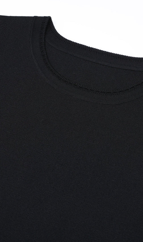 Julinka Chic Two-Tone Knit Pleated Mini Dress | Black & White Scallop Design