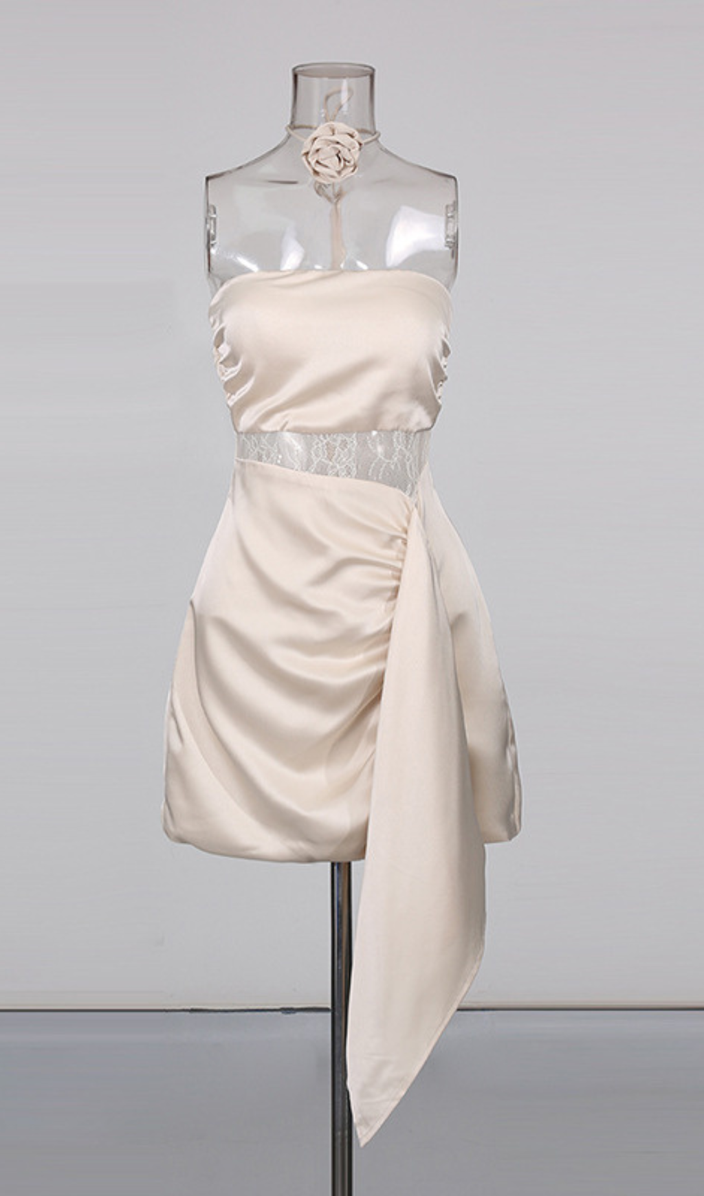 Hagar Flower Strapless Lace Mini Dress