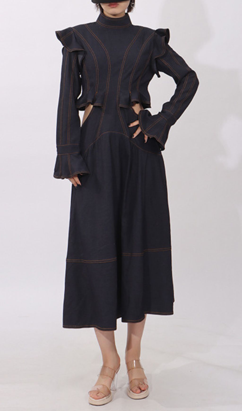 Hui Long Sleeve Cutout Midi Dress