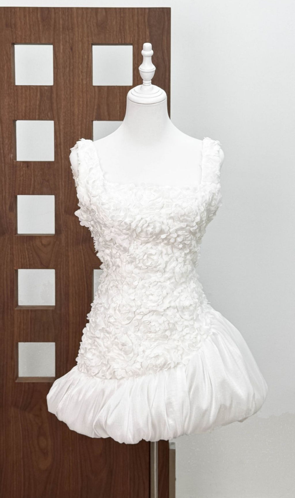 Karenina Showstopping White Floral Backless Mini Dress