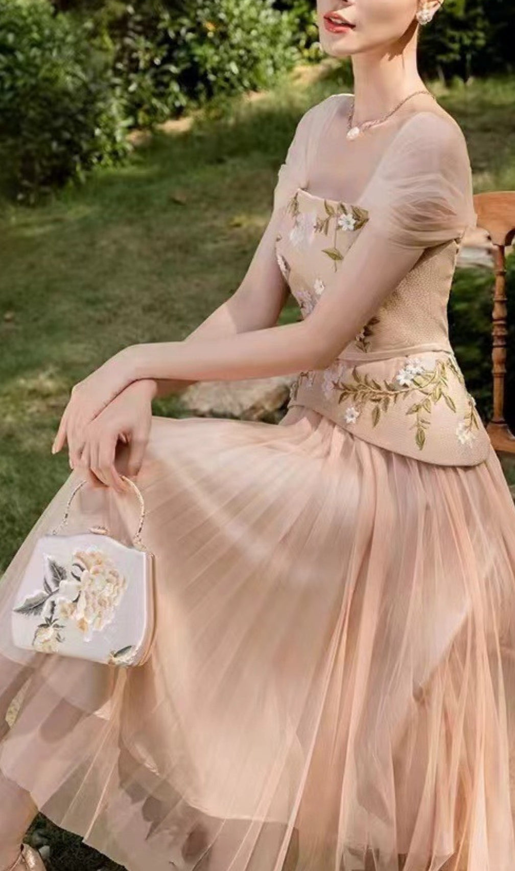 Brice Embroidery Flower Midi Dress