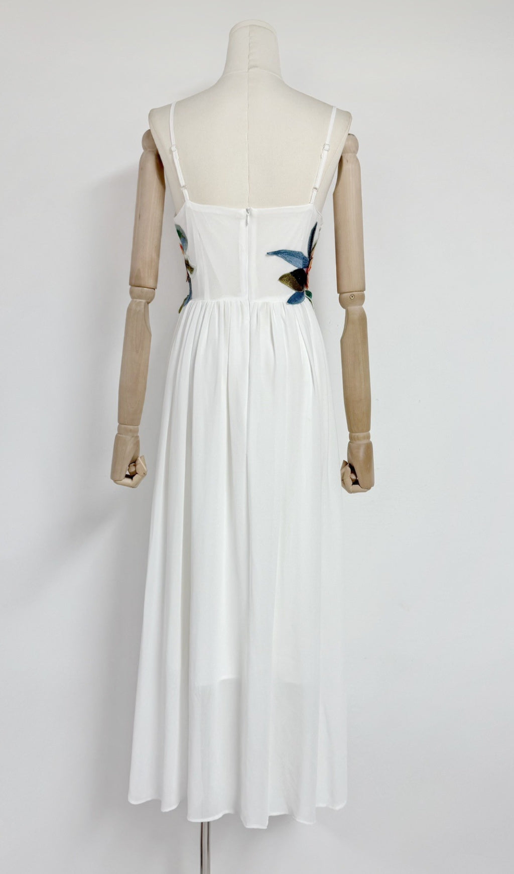 Emanuele White Flower Embroidery Maxi Dress