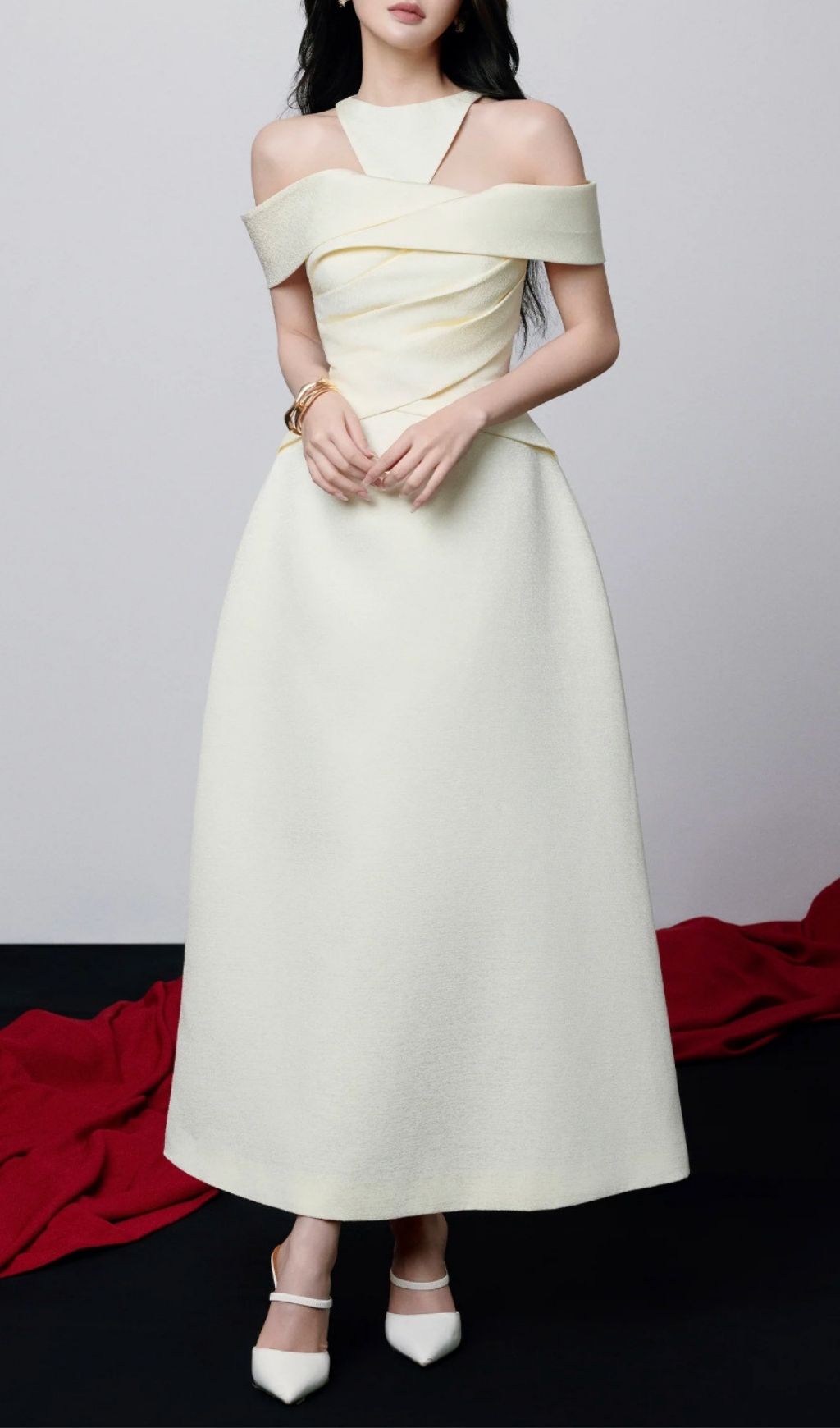 Kerri Elegant Off-Shoulder Maxi Dress - Romantic Gown for Special Occasions