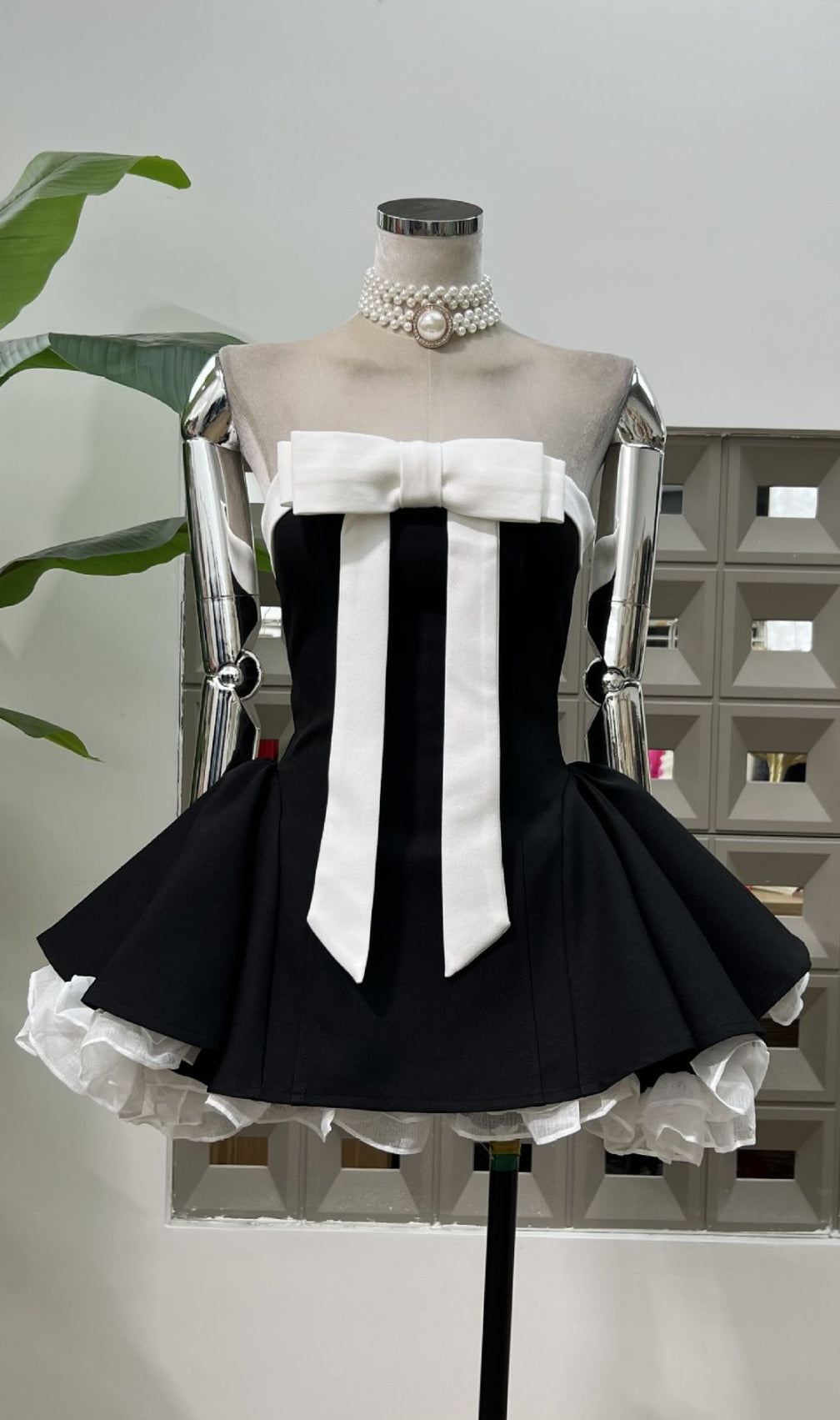 Hyde Strapless Bow Mini Dress | Chic Party & Cocktail Statement