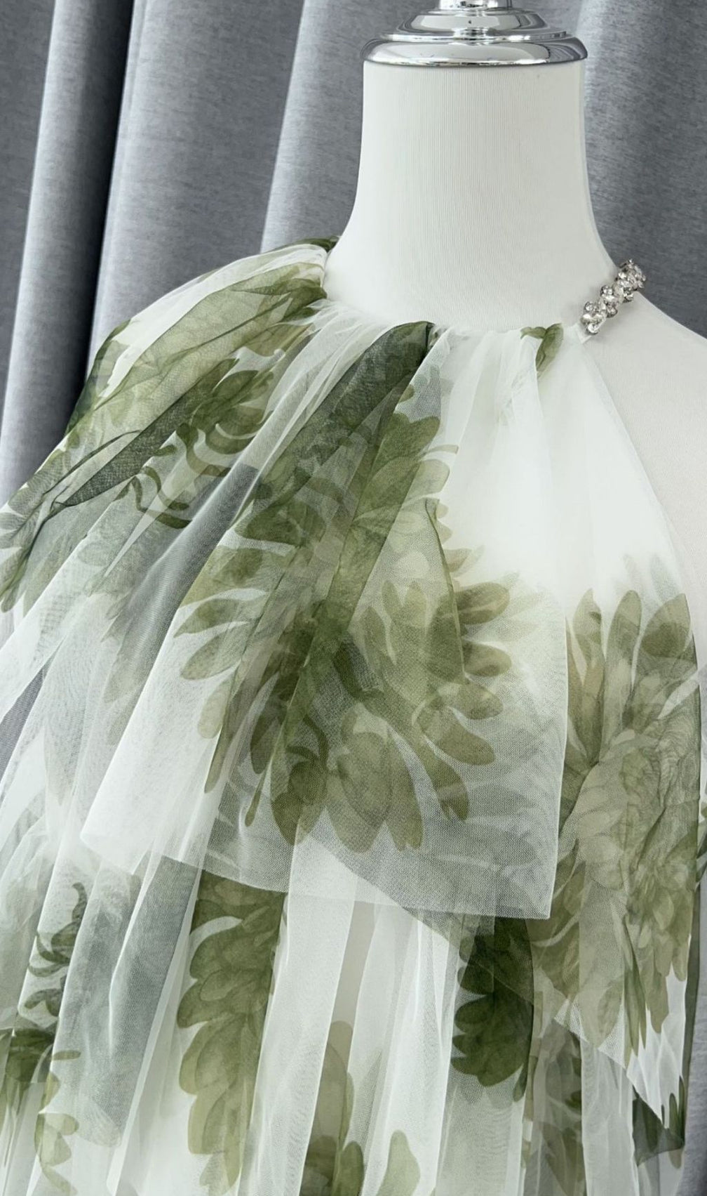 Kateri Ethereal Green Leaf Print Layered Maxi Dress - Flowy & Chic