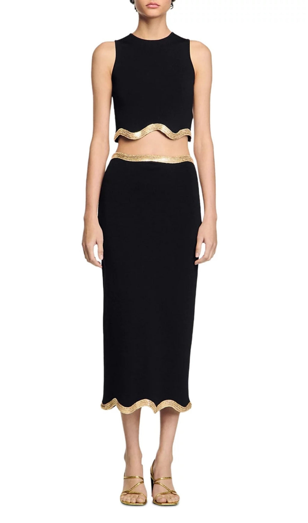 Cropped Jumper with Chain Detail