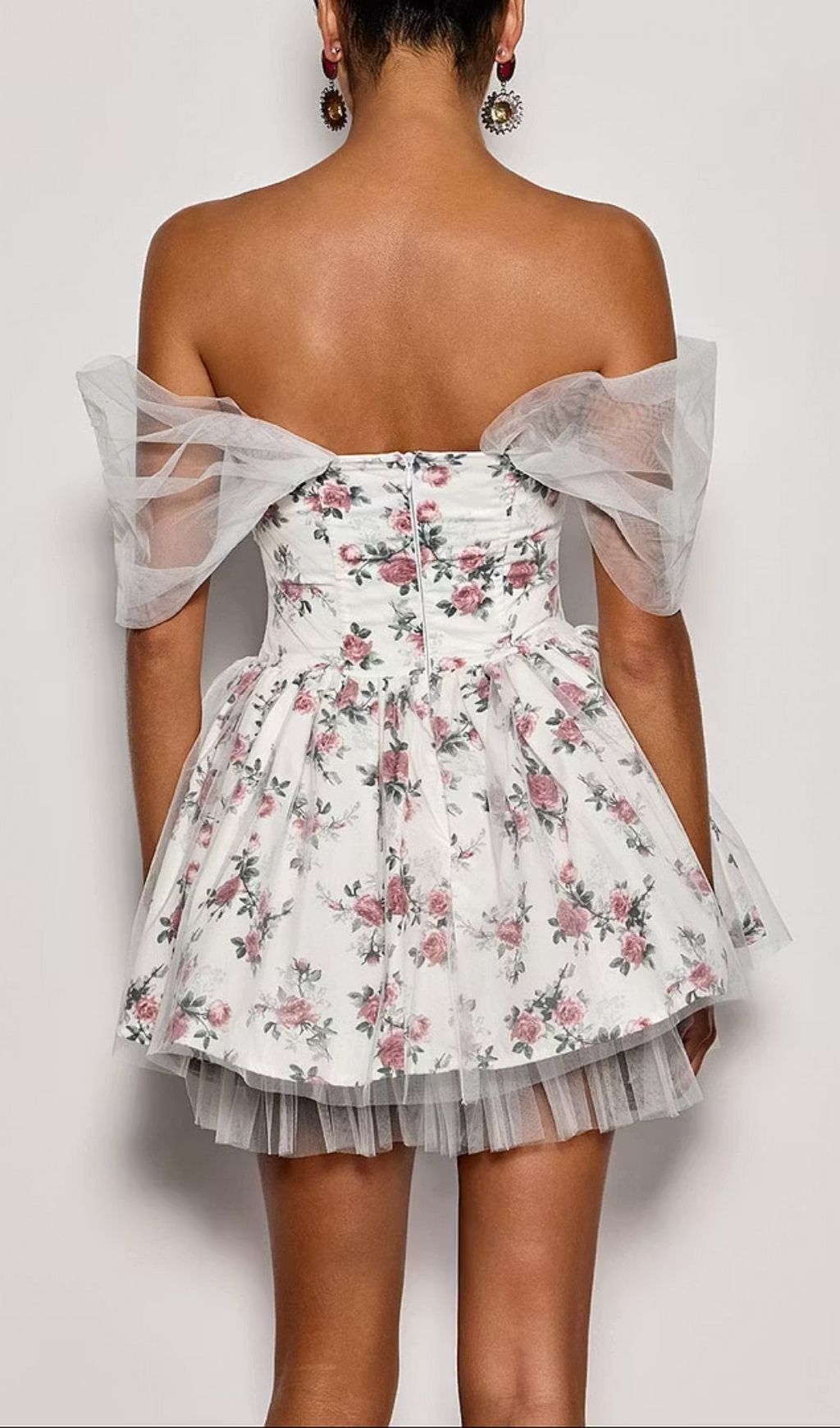 Quaris Off Shoulder Flower Tulle Mini Dress In White