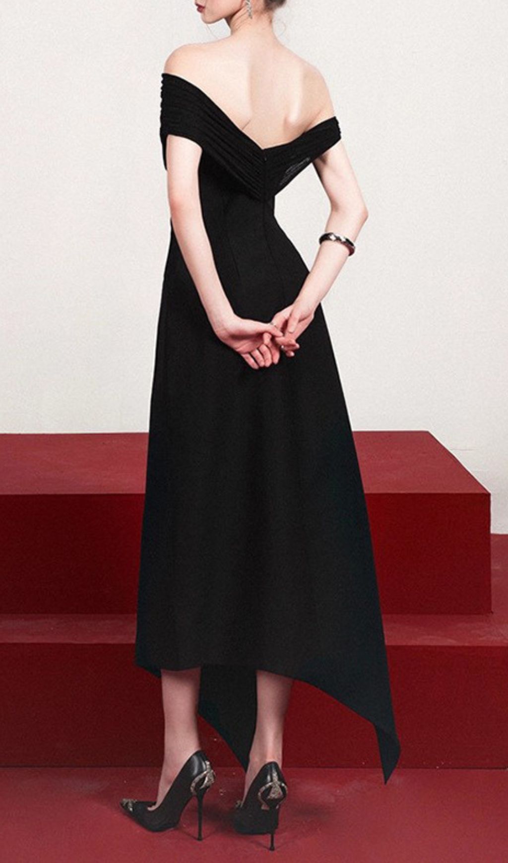 Iris Black Off-Shoulder Asymmetrical Maxi Dress - Elegant Evening Gown