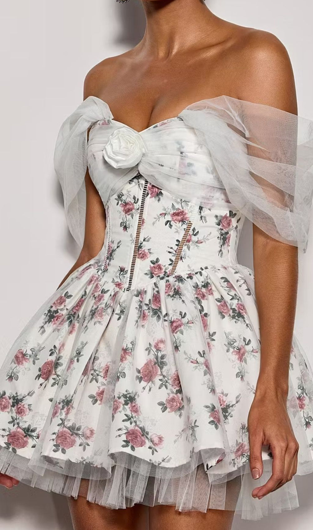 Quaris Off Shoulder Flower Tulle Mini Dress In White
