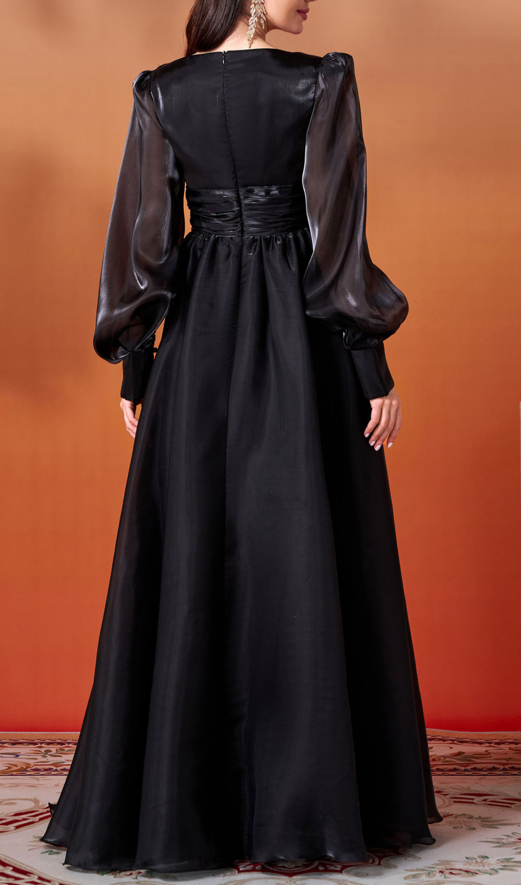 Gelilah Black Long Sleeve Maxi Dress