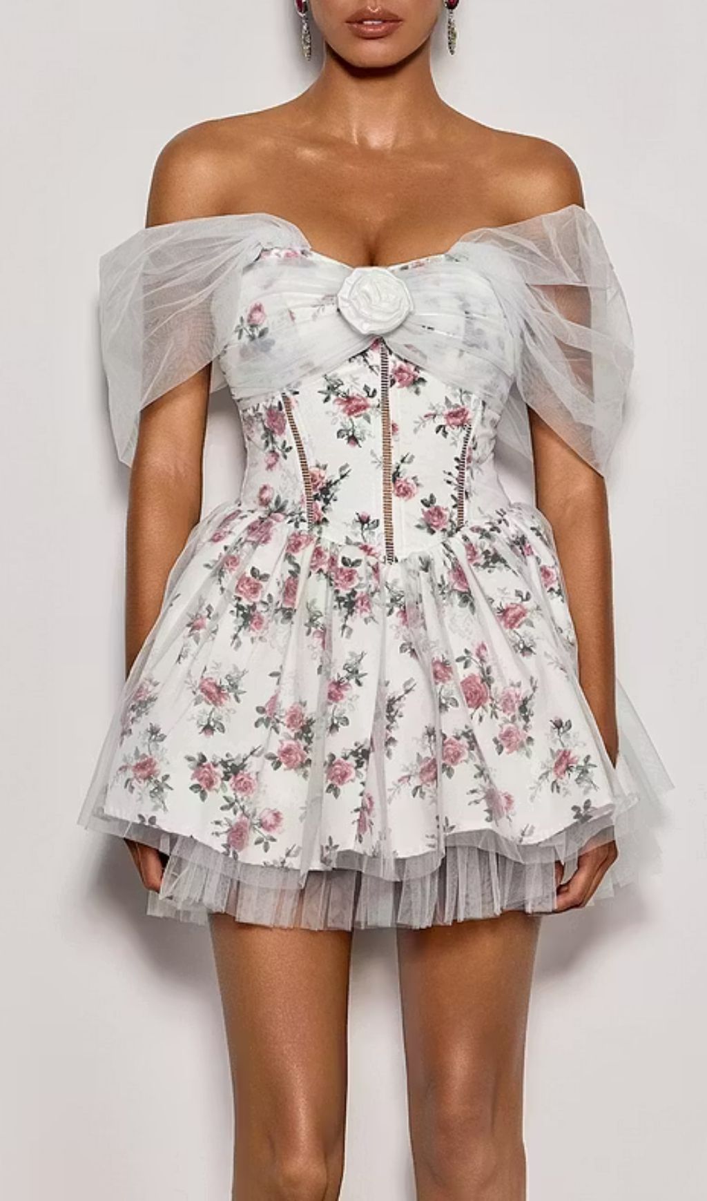 Quaris Off Shoulder Flower Tulle Mini Dress In White