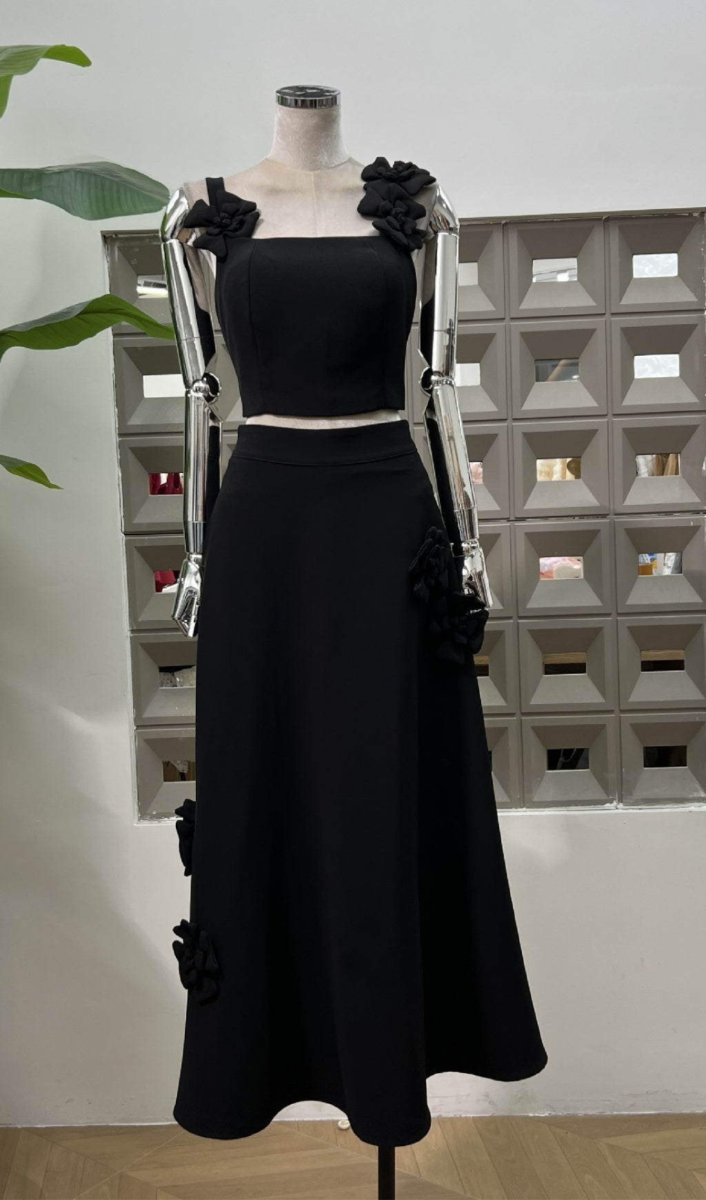 Evie Flower Embellished Skirt Set