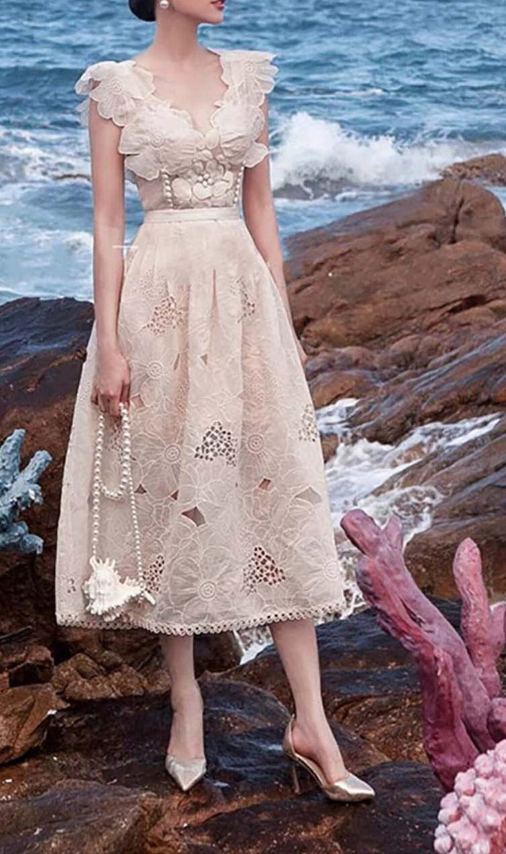 Ruffled Sleeveless Midi Dress In Beige