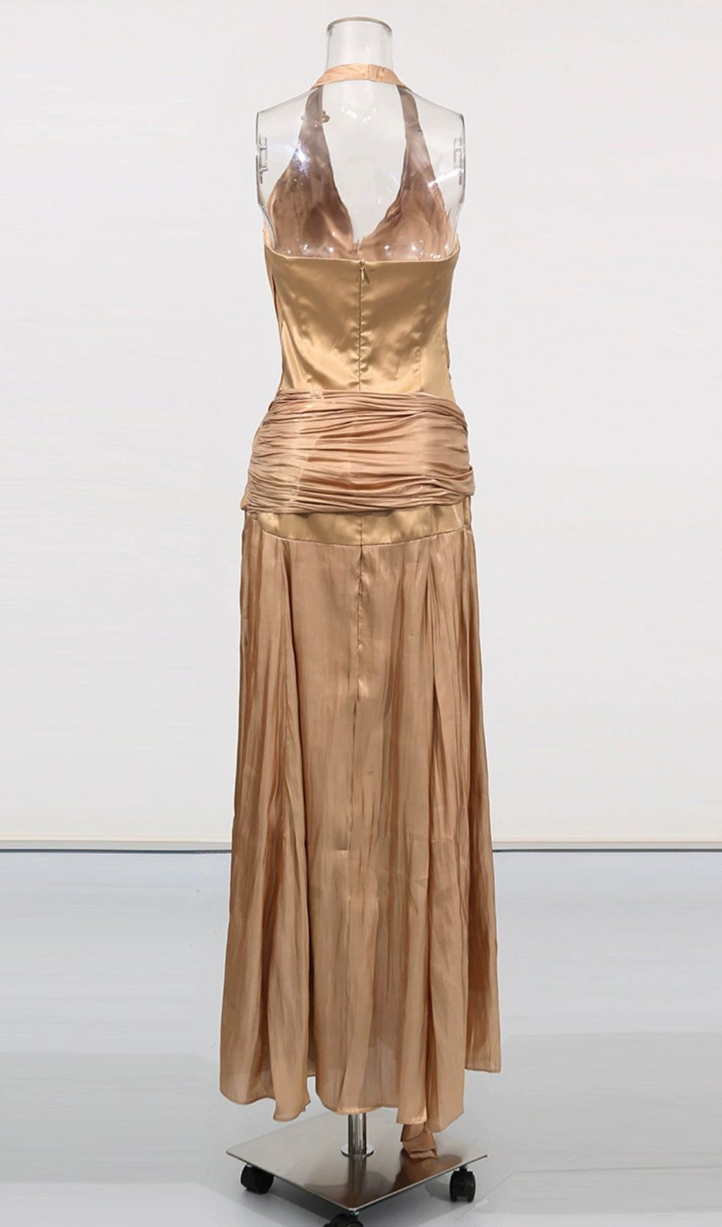 Evonnia Halter V-Neck Maxi Dress