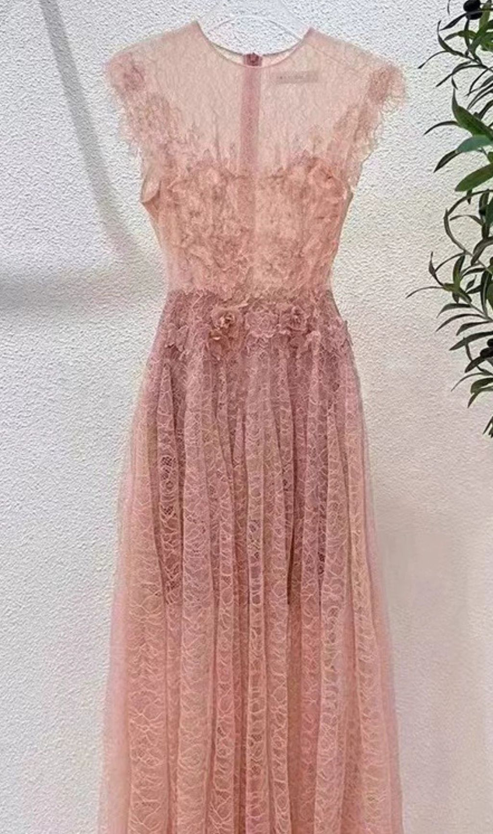 Hisaye Enchanting Lace & Mesh Pleated Midi Dress - Ethereal Green for Special Occasions