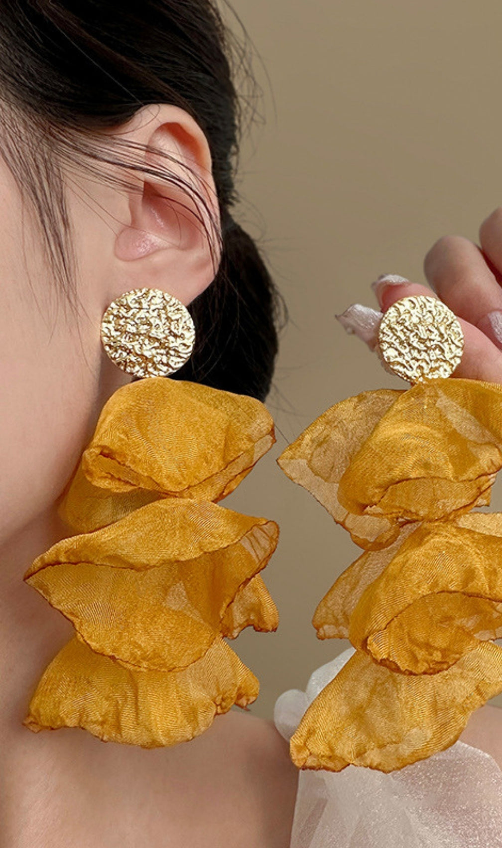 Fei Flower Earrings