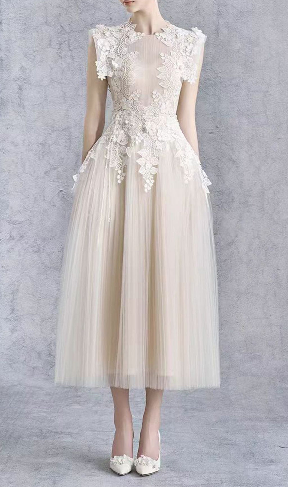 Faina Flower Embroidery Midi Dress