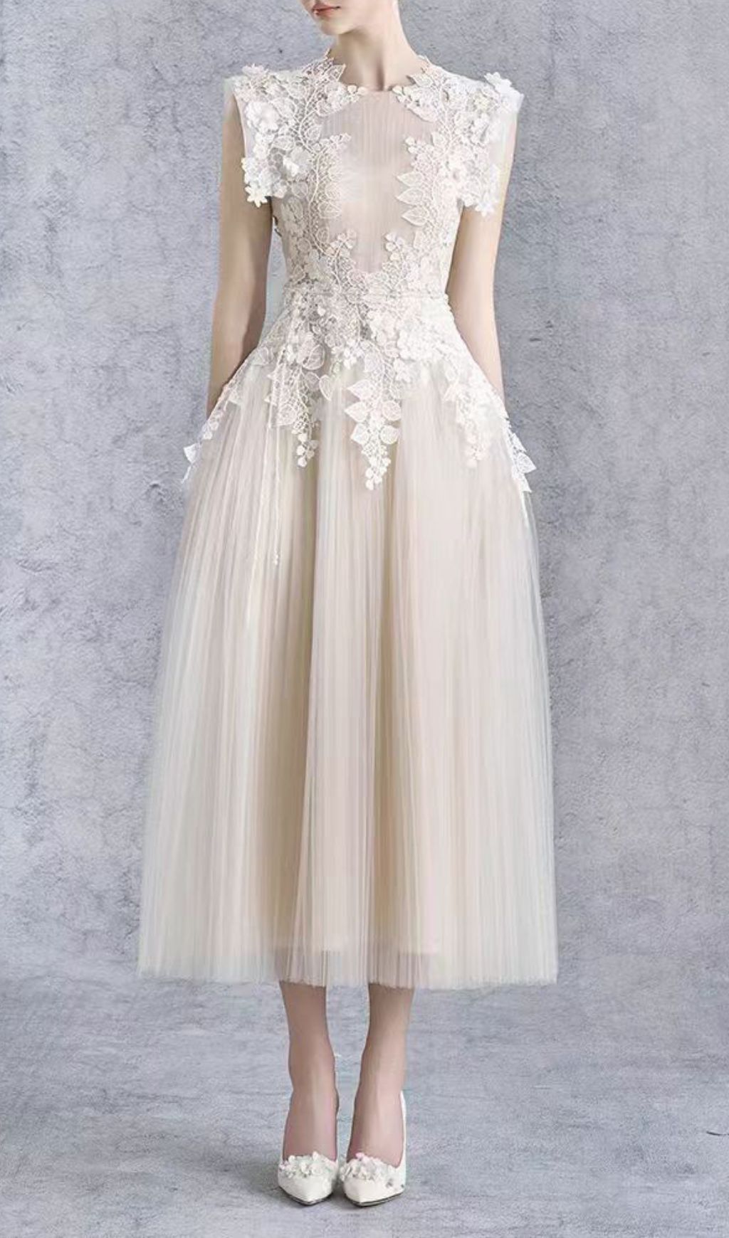 Faina Flower Embroidery Midi Dress