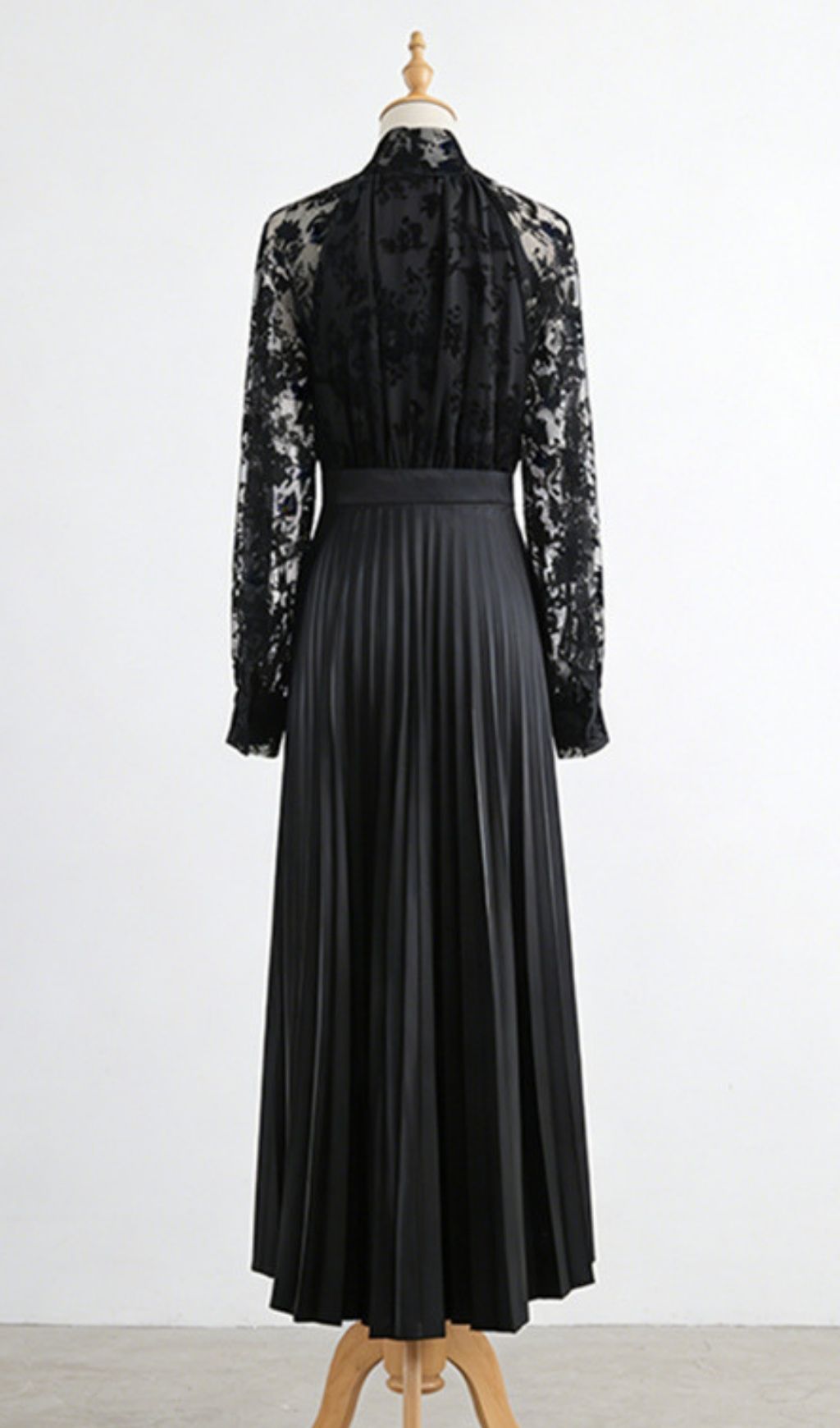 Kandy Elegant Black Lace Pleated Midi Dress | Long Sleeve Bow Tie Style