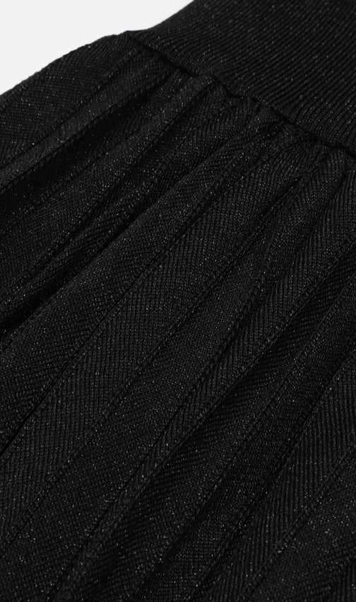 Kirima Black Short Sleeve Knit Midi Dress