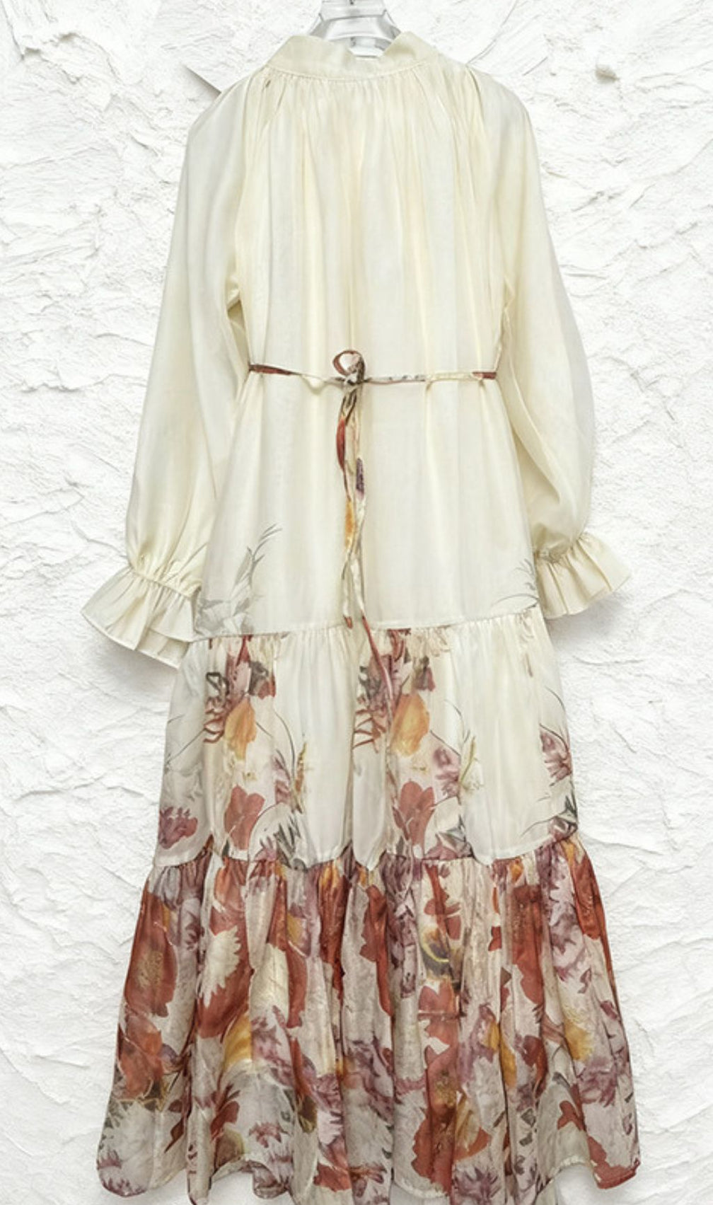 Illeana Meadow Print Long Sleeve Midi Dress - Artistic Elegance