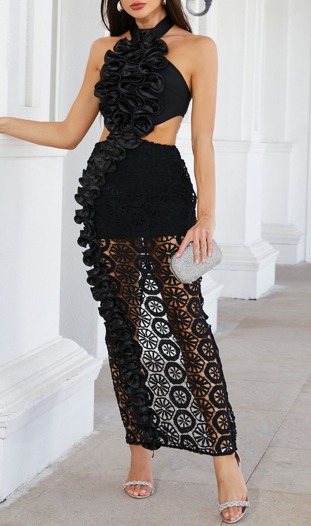 Glamorous Black Halterneck Ruffled Cutout Lace Maxi Dress - Elegant Evening Gown
