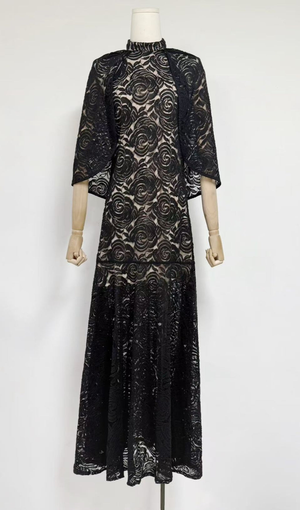 Earla Cloak Sleeve Embroidery Maxi Dress