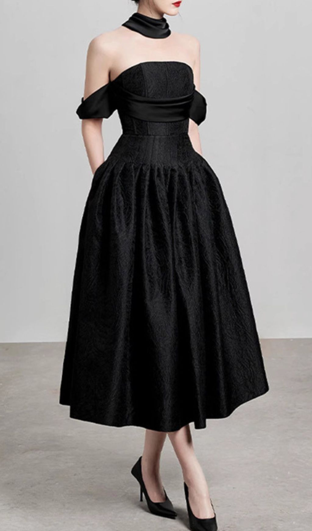 Jela Elegant Black Off-Shoulder Corset Midi Dress for Women